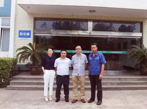 宁德时代质量总监岳嵩一行来8XBET（中国）一站式服务平台精密指导工作